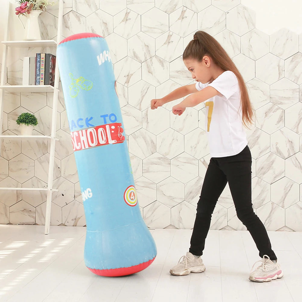 Sac de Frappe Gonflable Enfant : L'Allié Parfait pour le Fitness et le Défoulement