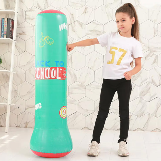 Sac de Frappe Gonflable Enfant : L'Allié Parfait pour le Fitness et le Défoulement